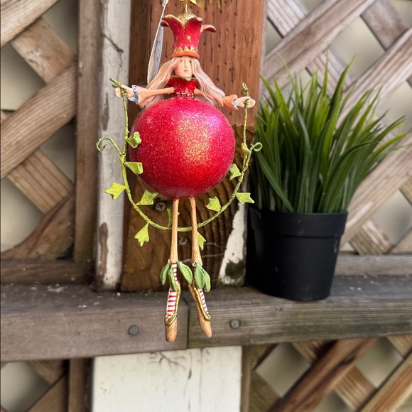 CHRISTMAS Patience Brewster Ornament. Krinkles Pomegranate.Resin 8”. NEW IN BOX - Picture 1 of 13